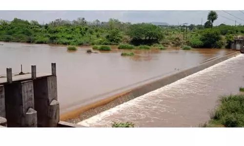 கமண்டல நாகநதி ஆற்றில் திடீர் வெள்ளப்பெருக்கு