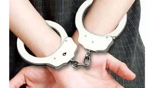 சிறுமி, 2½ வயது ஆண் குழந்தைக்கு பாலியல் தொல்லை சிறுமி, 2½ வயது ஆண் குழந்தைக்கு பாலியல் தொல்லை