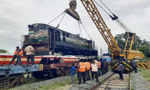 மலை ரெயில் டீசல் என்ஜின் பொன்மலைக்கு அனுப்பி வைப்பு