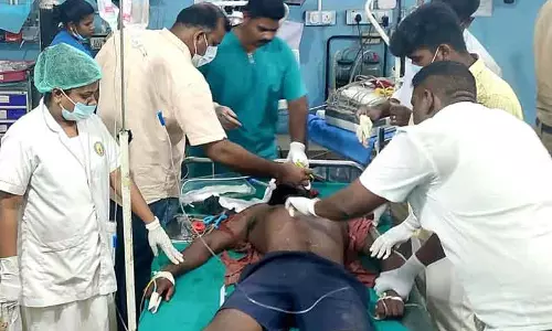 திண்டிவனம் அருகே மருந்து விற்பனை பிரதிநிதி வெட்டிக் கொலை