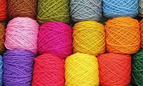 வருகிற 22-ந் தேதி முதல் அடுத்த மாதம் 5-ந் தேதி வரை 15 நாட்கள் வேலை நிறுத்தப்போராட்டம் செய்யப்போவதாக திருப்பூர், கோவை மாவட்ட ஜவுளி உற்பத்தியாளர்கள் கூட்டமைப்பு கூட்டத்தில் முடிவு