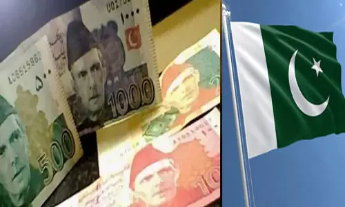 டாலருக்கு எதிரான பாகிஸ்தான் ரூபாயின் மதிப்பு 200 ஆக வீழ்ச்சி டாலருக்கு எதிரான பாகிஸ்தான் ரூபாயின் மதிப்பு 200 ஆக வீழ்ச்சி