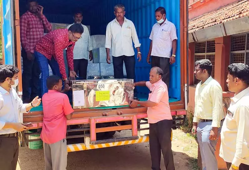 122 மையங்களில் குரூப்-2 தேர்வு 122 மையங்களில் குரூப்-2 தேர்வு