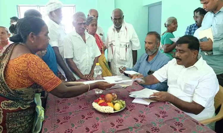 பொதுமக்களிடம் மார்க்கண்டேயன் எம்.எல்.ஏ. குறை கேட்பு