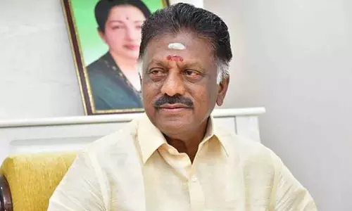 சென்னை குடிநீர் வழங்கல் வாரிய தற்காலிக ஊழியர்களை நிரந்தரமாக்குங்கள்- ஓ.பன்னீர்செல்வம் அறிக்கை சென்னை குடிநீர் வழங்கல் வாரிய தற்காலிக ஊழியர்களை நிரந்தரமாக்குங்கள்- ஓ.பன்னீர்செல்வம் அறிக்கை