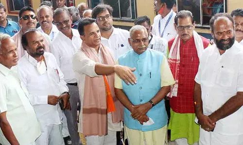 ரெயில் பயணிகள் பாதுகாப்பு சேவை குழுவினர் ஆய்வு