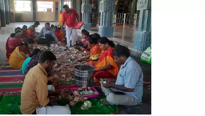 மெய்க்கண்ணுடையாள் அம்மன் கோவிலில் ரூ.3 லட்சம் உண்டியல் காணிக்கை மெய்க்கண்ணுடையாள் அம்மன் கோவிலில் ரூ.3 லட்சம் உண்டியல் காணிக்கை