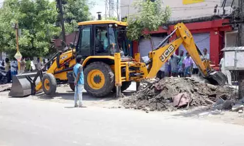 ஆக்கிரமிப்புகள் அகற்றும் பணி மும்முரம்