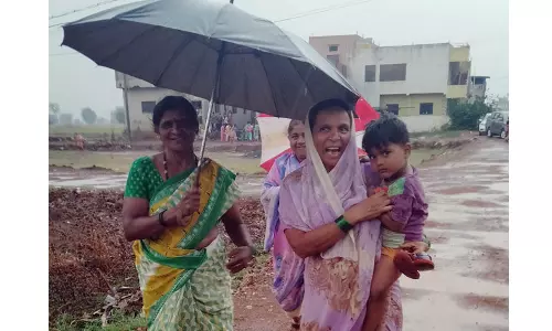 அடுத்த 4 நாட்களுக்கு கனமழைக்கு வாய்ப்பு:  கர்நாடகத்தில் 6 மாவட்டங்களுக்கு ரெட் அலர்ட்