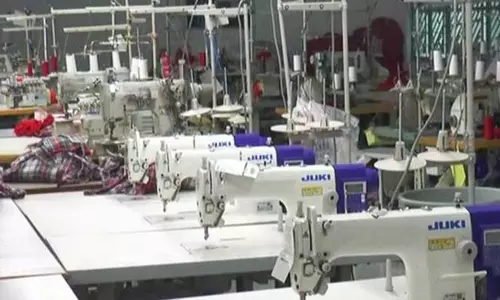 கோவை, திருப்பூரில் உள்ள ஜவுளி உற்பத்தியாளர்கள் இன்று முதல் வேலைநிறுத்தம் கோவை, திருப்பூரில் உள்ள ஜவுளி உற்பத்தியாளர்கள் இன்று முதல் வேலைநிறுத்தம்