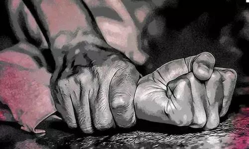 கணவன்- மனைவி உள்பட 3 பேர் கைது கணவன்- மனைவி உள்பட 3 பேர் கைது