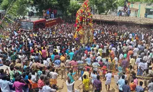 கீழசிந்தலவாடி மகா மாரியம்மன் கோவில் வைகாசி தேரோட்டம் கீழசிந்தலவாடி மகா மாரியம்மன் கோவில் வைகாசி தேரோட்டம்