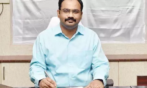 கல்லூரி மாணவர்களுக்கு பேச்சுப் போட்டி- திருவள்ளூர் மாவட்ட கலெக்டர் தகவல்