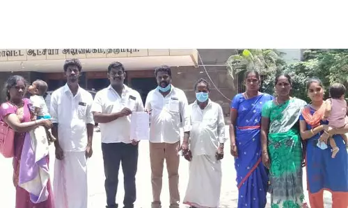 கோட்டப்பட்டி ஊராட்சி உறுப்பினர்கள் 8 பேர் கலெக்டர் அலுவலகத்தில் மனு கோட்டப்பட்டி ஊராட்சி உறுப்பினர்கள் 8 பேர் கலெக்டர் அலுவலகத்தில் மனு