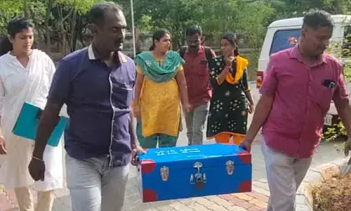 இளம்பெண் பாலியல் வன்கொடுமை வழக்கில் சிறுவர்கள் உள்பட 7 பேர் மீது குற்றப்பத்திரிகை இளம்பெண் பாலியல் வன்கொடுமை வழக்கில் சிறுவர்கள் உள்பட 7 பேர் மீது குற்றப்பத்திரிகை