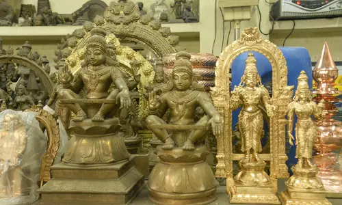 ஐம்பொன் சிலைகள் விற்பனை பாதிப்பு ஐம்பொன் சிலைகள் விற்பனை பாதிப்பு