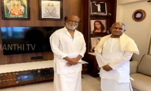 ஒரே காரில் சென்ற ரஜினிகாந்த், இளையராஜா - சந்திப்பின் பின்னணி என்ன? ஒரே காரில் சென்ற ரஜினிகாந்த், இளையராஜா - சந்திப்பின் பின்னணி என்ன?