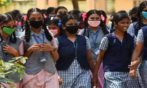 பள்ளிகள் திறப்பு எப்போது? - நாளை வெளியாகிறது அறிவிப்பு...! பள்ளிகள் திறப்பு எப்போது? - நாளை வெளியாகிறது அறிவிப்பு...!