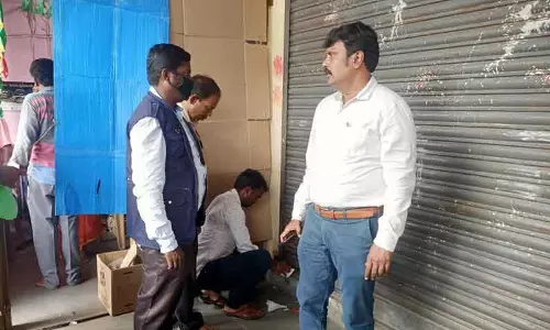 புகையிலை பொருட்கள் விற்பனை செய்த கடைக்கு சீல் புகையிலை பொருட்கள் விற்பனை செய்த கடைக்கு சீல்