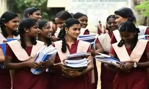 வரும் ஆண்டில் எத்தனை நாட்கள் பள்ளிகளுக்கு விடுமுறை? - வெளியானது புதிய அறிவிப்பு வரும் ஆண்டில் எத்தனை நாட்கள் பள்ளிகளுக்கு விடுமுறை? - வெளியானது புதிய அறிவிப்பு