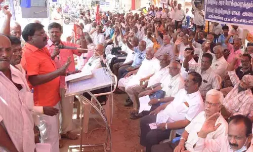 ஓய்வூதியர்கள் ஆர்ப்பாட்டம்