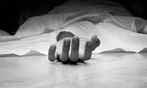 கட்டுமான பணியின்போது மயங்கி விழுந்து தொழிலாளி சாவு கட்டுமான பணியின்போது மயங்கி விழுந்து தொழிலாளி சாவு