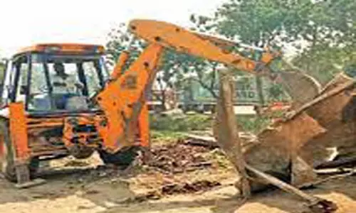 தூத்துக்குடியில் 72 ஆக்கிரமிப்புகள் அகற்றம் தூத்துக்குடியில் 72 ஆக்கிரமிப்புகள் அகற்றம்
