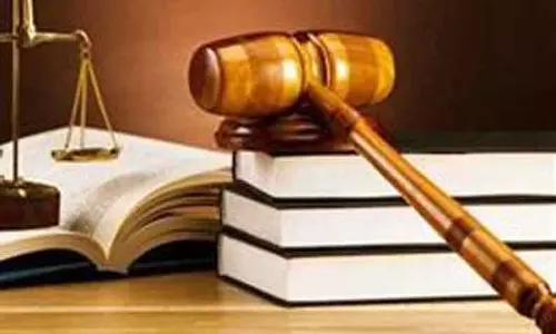 போலீஸ் நிலையத்தில் மதுரை கைதி இறந்த வழக்கு:சி.பி.சி.ஐ.டி. போலீசார் குற்றப்பத்திரிகை தாக்கல் போலீஸ் நிலையத்தில் மதுரை கைதி இறந்த வழக்கு:சி.பி.சி.ஐ.டி. போலீசார் குற்றப்பத்திரிகை தாக்கல்