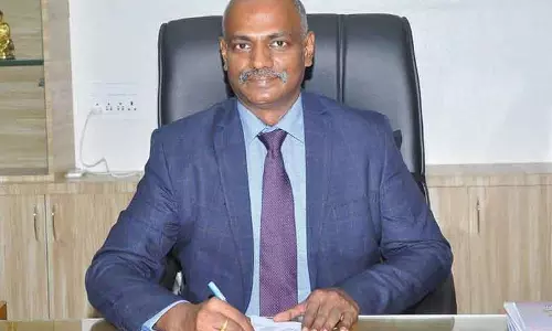 பிளாஸ்டிக் கழிவுகளை அகற்றும் நிகழ்ச்சியில் அனைவரும் பங்கேற்க வேண்டும் பிளாஸ்டிக் கழிவுகளை அகற்றும் நிகழ்ச்சியில் அனைவரும் பங்கேற்க வேண்டும்