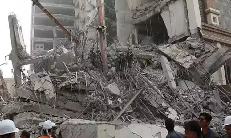 ஈரான் கட்டிட விபத்து - 19 போ் உயிாிழப்பு ஈரான் கட்டிட விபத்து - 19 போ் உயிாிழப்பு