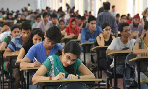 தமிழகத்தில் நீட் தேர்வு எழுத 1.42 லட்சம் பேர் விண்ணப்பம் - தேசிய தேர்வு முகமை தமிழகத்தில் நீட் தேர்வு எழுத 1.42 லட்சம் பேர் விண்ணப்பம் - தேசிய தேர்வு முகமை