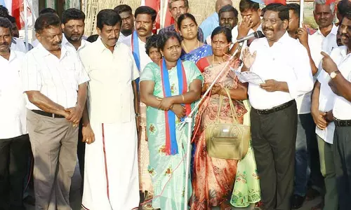 கம்யூனிஸ்டு கட்சிகள், விடுதலை சிறுத்தைகள்  கட்சியினர் ஆர்ப்பாட்டம்