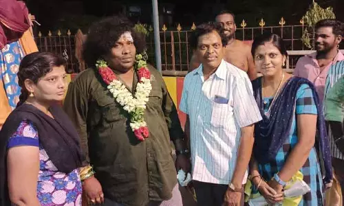 நடிகர் யோகிபாபு சாமி தரிசனம்