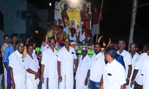 வெள்ளி சப்பரத்தில் விநாயகர் திருவீதி உலா