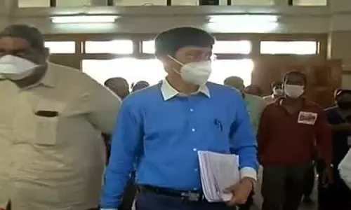 கொரோனா பரவல் அதிகரிப்பு; மாவட்ட கலெக்டர்களுக்கு சுகாதாரத்துறை செயலாளர் கடிதம்