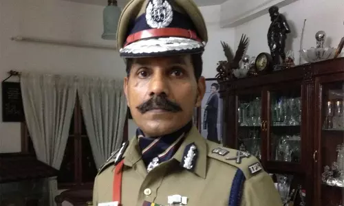 ஆன்லைன் ரம்மியால் தற்கொலை செய்து கொள்ளும் நிலை ஏற்படும் - தமிழக டிஜிபி எச்சரிக்கை