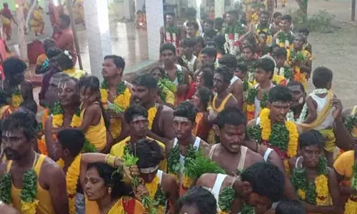 திரவுபதியம்மன் கோவிலில் தீமிதி திருவிழா திரவுபதியம்மன் கோவிலில் தீமிதி திருவிழா