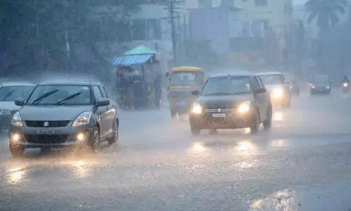 தமிழகத்தில் இன்று 18 மாவட்டங்களில் கனமழைக்கு வாய்ப்பு - சென்னை வானிலை ஆய்வு மையம் தமிழகத்தில் இன்று 18 மாவட்டங்களில் கனமழைக்கு வாய்ப்பு - சென்னை வானிலை ஆய்வு மையம்