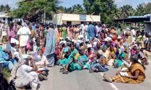 பொதுமக்கள் சாலை மறியல்