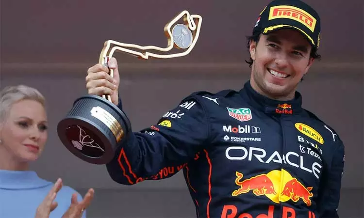 பார்முலா1 கார் பந்தயம்: மெக்சிகோ வீரர் முதலிடம்