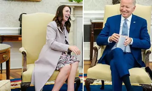 அமெரிக்காவில் அதிகரிக்கும் துப்பாக்கிச் சூடு சம்பவங்கள்; நியூசிலாந்து பிரதமரிடம் ஆலோசனை கேட்ட அதிபர் ஜோ பைடன்! அமெரிக்காவில் அதிகரிக்கும் துப்பாக்கிச் சூடு சம்பவங்கள்; நியூசிலாந்து பிரதமரிடம் ஆலோசனை கேட்ட அதிபர் ஜோ பைடன்!