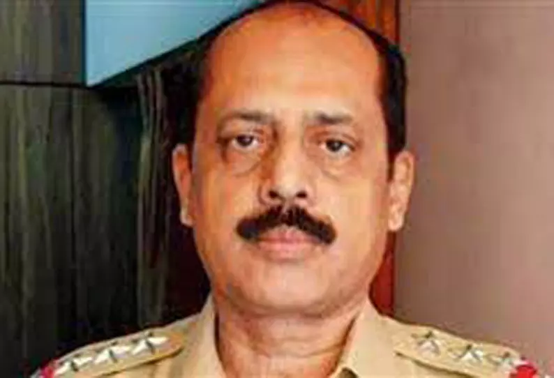 அனில் தேஷ்முக் மீதான ஊழல் வழக்கில் முன்னாள் போலீஸ் அதிகாரி அப்ரூவர் - கோர்ட்டு அனுமதி