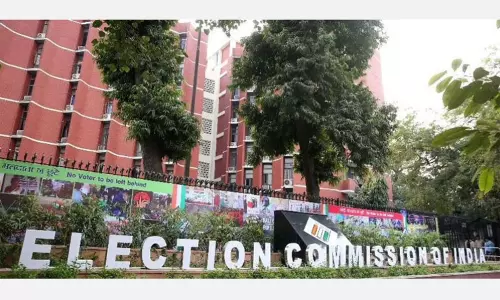 செயல்பாட்டில் இல்லாதது கண்டுபிடிப்பு: தேர்தல் கமிஷன் பட்டியலில் இருந்து 87 கட்சிகள் நீக்கம்