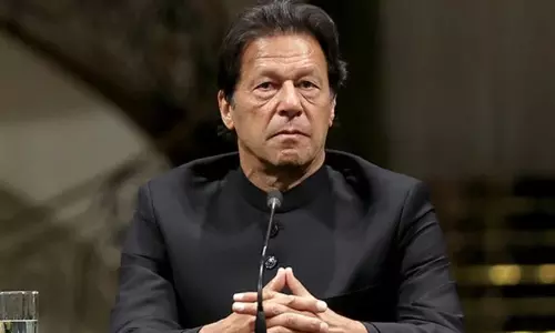 பாகிஸ்தான் உள்நாட்டுப்போரை நோக்கி செல்லும் - இம்ரான்கான் எச்சரிக்கை