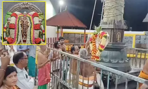காஞ்சீபுரம்: குமரகோட்டம் முருகன் கோவில் பிரம்மோற்சவ விழா கொடியேற்றத்துடன் தொடங்கியது