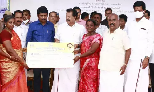 ரூ.20 கோடியில் நலத்திட்ட உதவி ரூ.20 கோடியில் நலத்திட்ட உதவி
