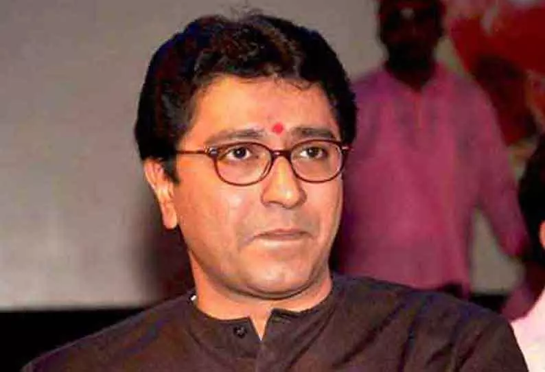 ராஜ்தாக்கரே கடிதத்தை வீடு, வீடாக வினியோகம் செய்த 8 பேர் பிடிபட்டனர்