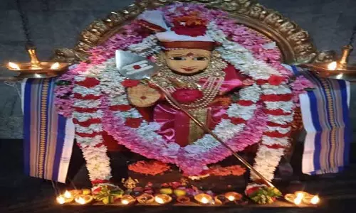 முருகன் கோவில்களில் சிறப்பு பூஜை முருகன் கோவில்களில் சிறப்பு பூஜை