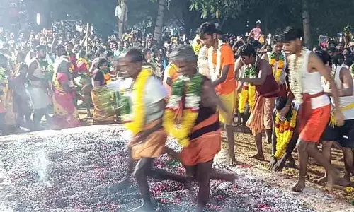 திரவுபதியம்மன் கோவிலில் துரியோதனன் படுகளம் நிகழ்ச்சி