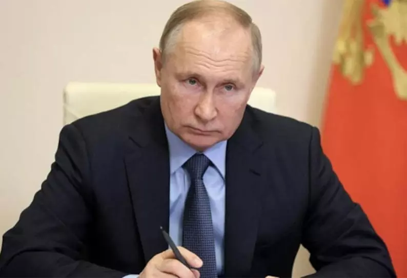 உக்ரைன் தானியங்களை ஏற்றுமதி செய்வதை ரஷ்யா... ... #லைவ் அப்டேட்ஸ்: ஆயுதங்கள், வெடிபொருட்களுடன் உக்ரைன் விமானத்தை சுட்டு வீழ்த்திய ரஷியா